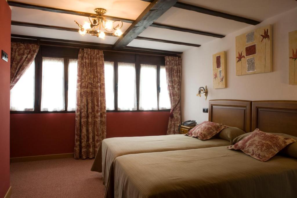 El Foyu Hotel Colunga Quarto foto